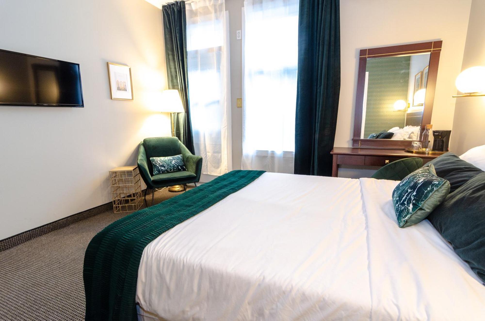 Hotel Dorion มอนทรีอัล ภายนอก รูปภาพ