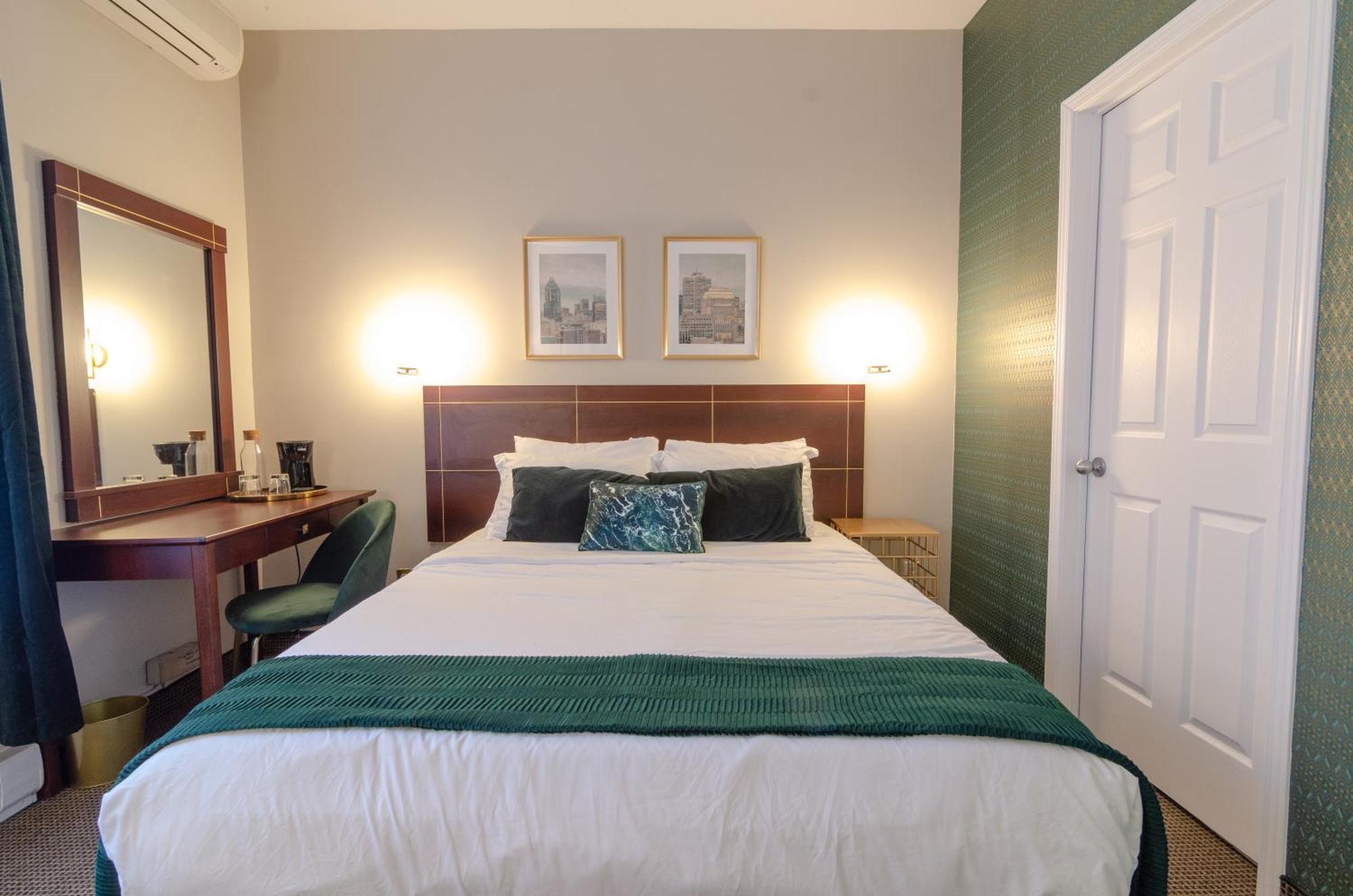 Hotel Dorion มอนทรีอัล ภายนอก รูปภาพ