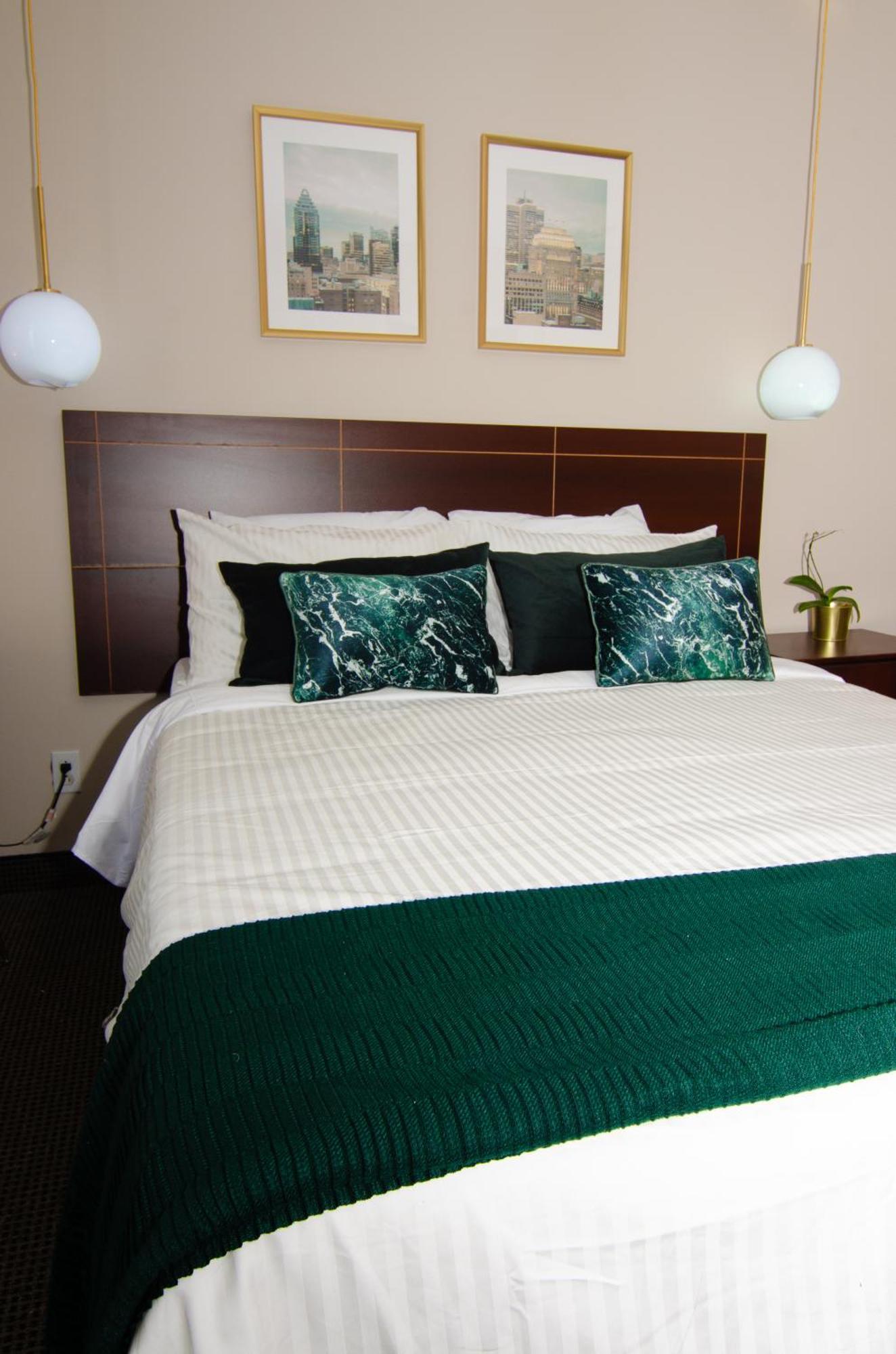 Hotel Dorion มอนทรีอัล ภายนอก รูปภาพ