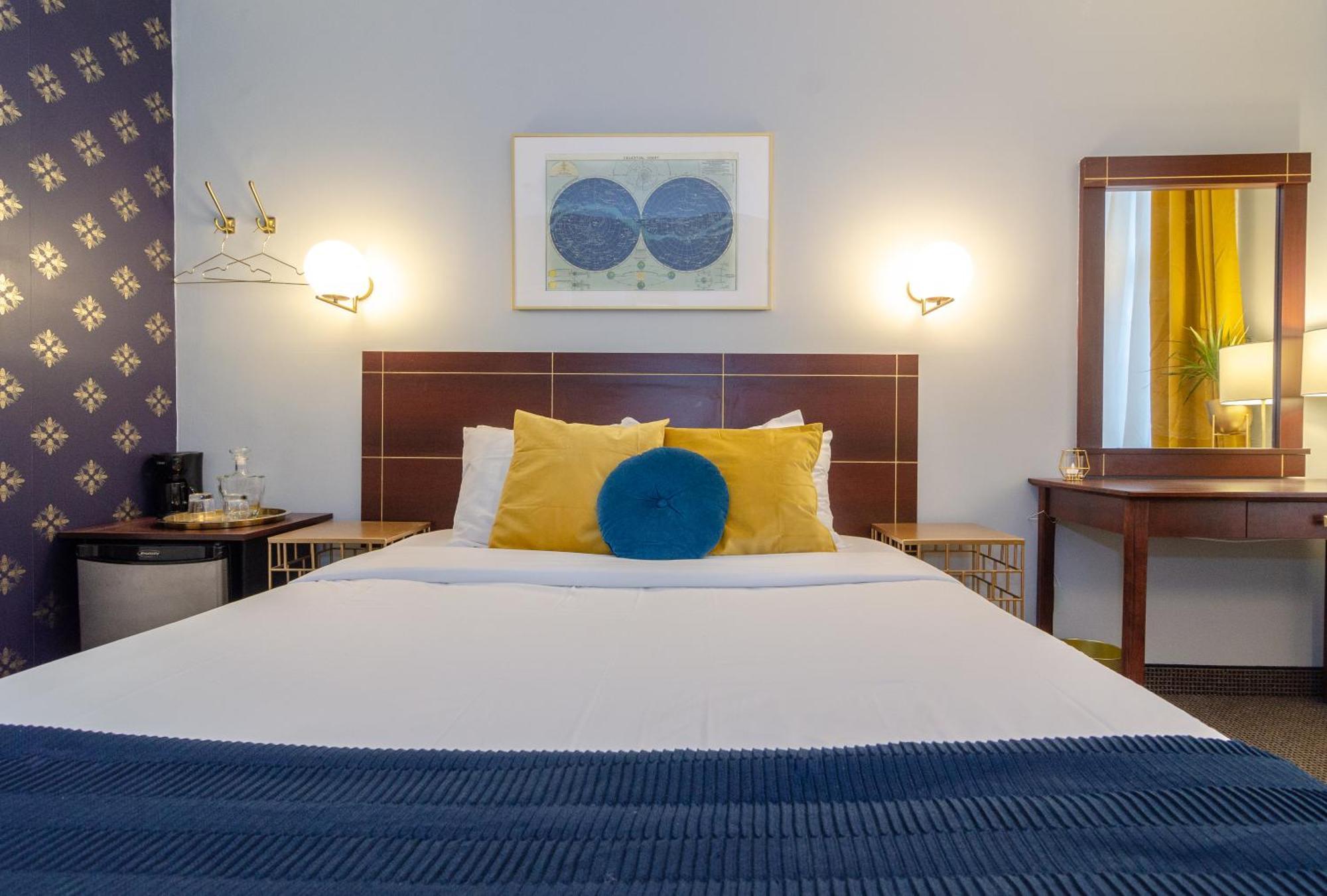Hotel Dorion มอนทรีอัล ภายนอก รูปภาพ
