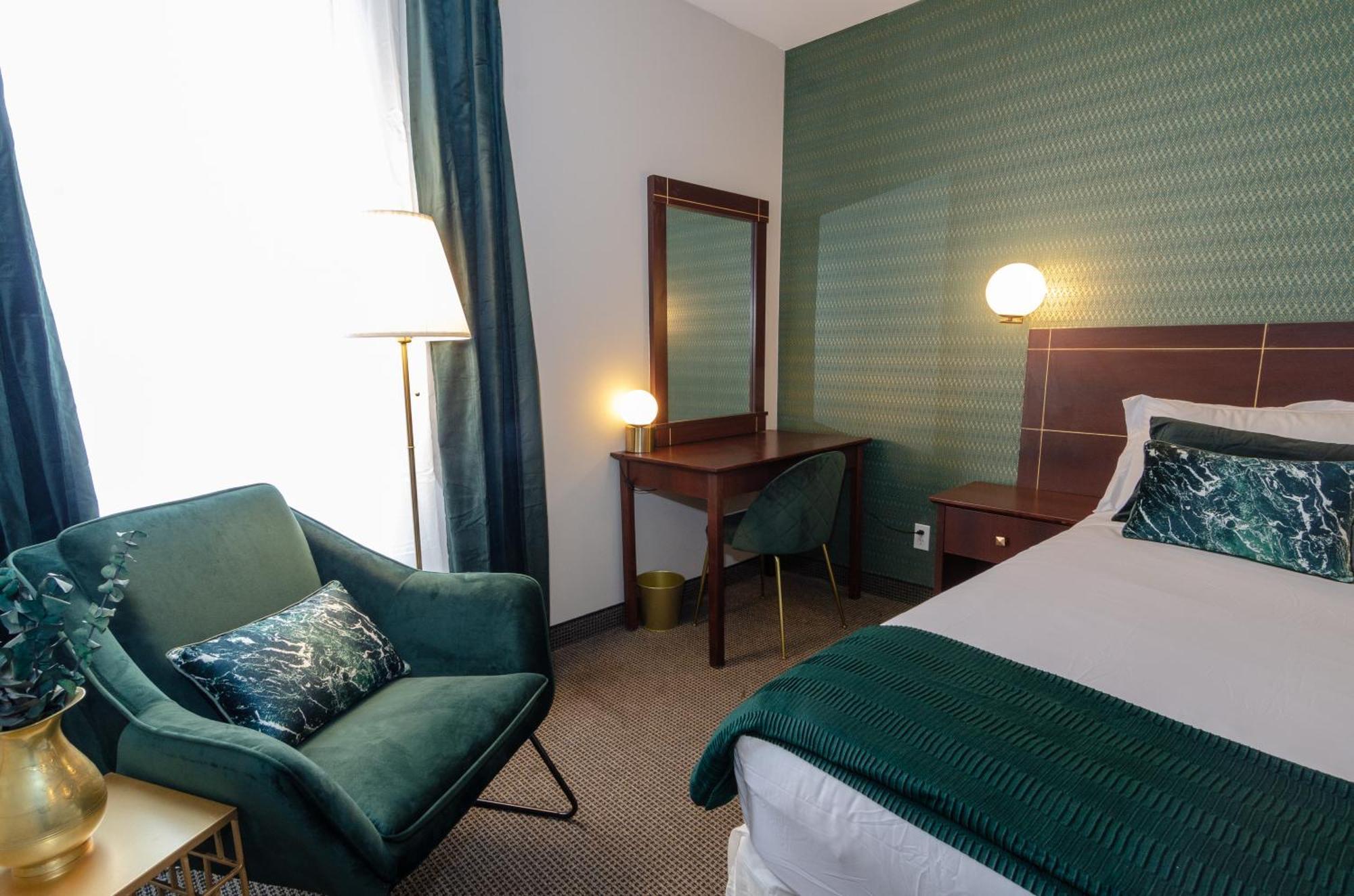 Hotel Dorion มอนทรีอัล ภายนอก รูปภาพ