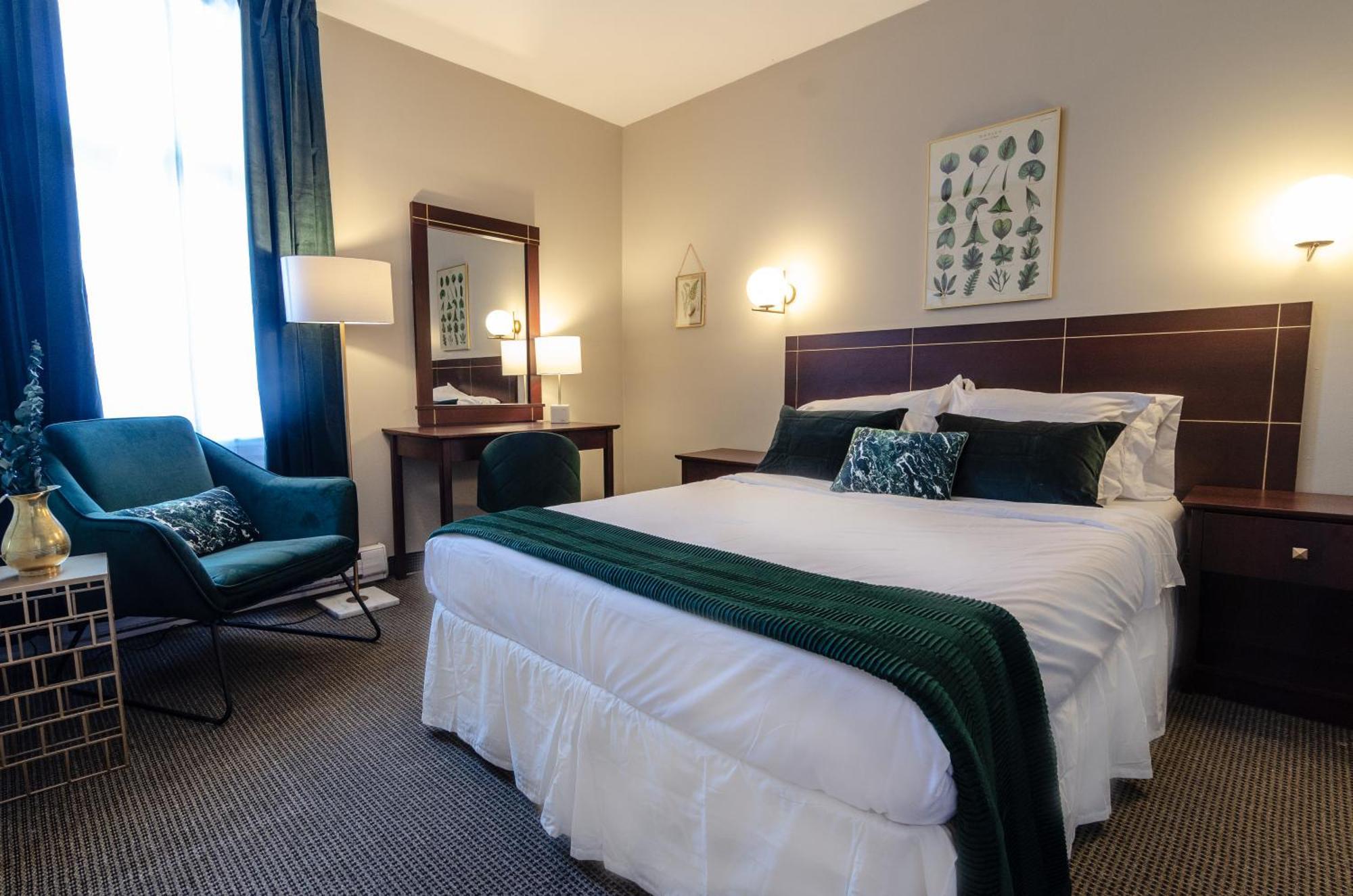Hotel Dorion มอนทรีอัล ภายนอก รูปภาพ
